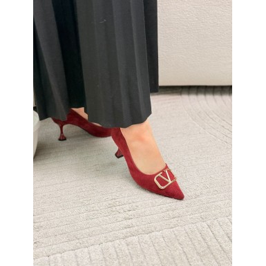 كعب نسائي ناعم 2015095