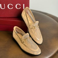 حذاء نسائي ناعم 2015135