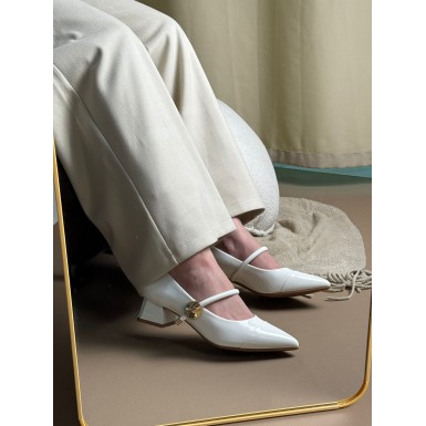 كعب نسائي ناعم 2015143