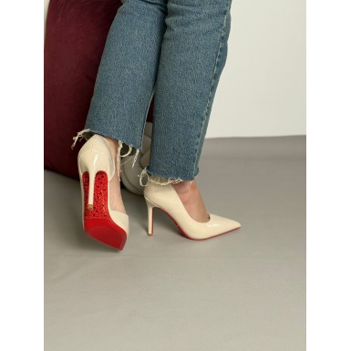 كعب نسائي ناعم 2015176