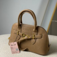 حقيبة نسائية مميزه 2015185