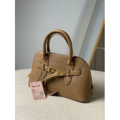 حقيبة نسائية مميزه 2015185