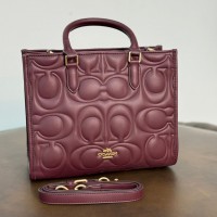 حقيبة نسائية مميزه 2015298