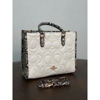 حقيبة نسائية مميزه 2015297