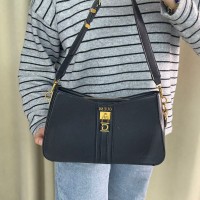 حقيبة نسائية مميزه 2015352