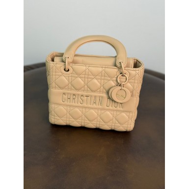 حقيبة نسائية مميزه 2015406