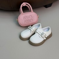 حذاء بناتي مميز 2015433