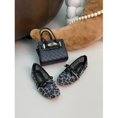 حذاء بناتي مميز 2015437