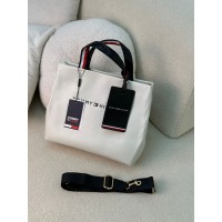 حقيبة نسائية مميزه 2015510 حقيبة نسائية مميزه 2015510