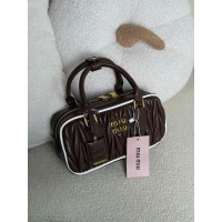 حقيبة نسائية مميزه 2015516 حقيبة نسائية مميزه 2015516