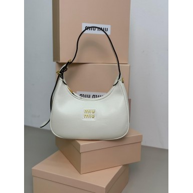 حقيبة نسائية مميزه 2015518