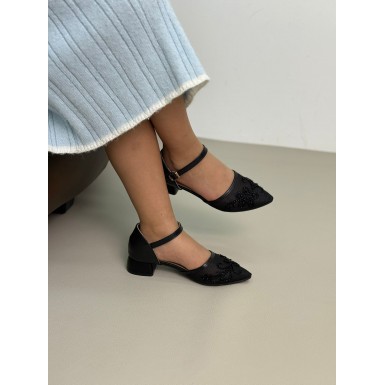 حذاء بناتي مميز 2015534