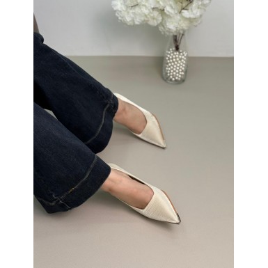 كعب نسائي ناعم 2015538