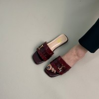 سليبر نسائي ناعم 2015555