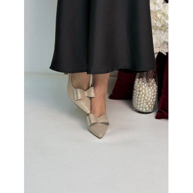 كعب نسائي ناعم 2015569