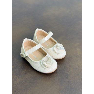 حذاء بناتي مميز 2015578