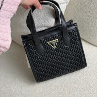 حقيبة نسائية مميزه 2015606