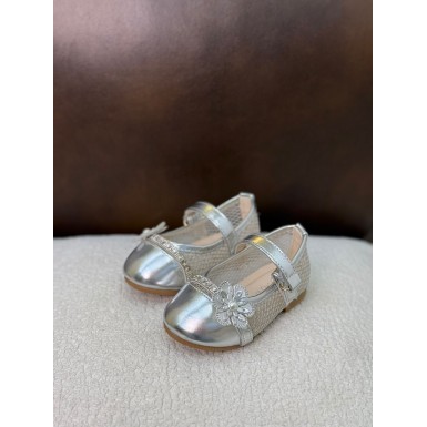 حذاء بناتي مميز 2015631