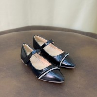 حذاء بناتي مميز 2015648