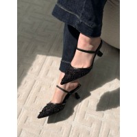 صندل نسائي ناعم 2015656