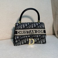 حقيبة نسائية مميزه 2015669