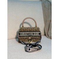 حقيبة نسائية مميزه 2015671