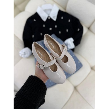 حذاء بناتي مميز 2015714