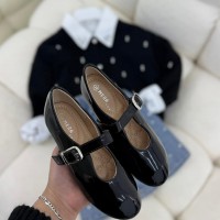 حذاء بناتي مميز 2015713