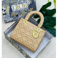 حقيبة نسائية مميزه 2013750