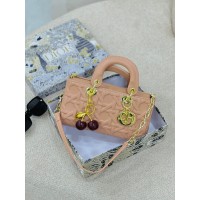 حقيبة نسائية مميزه 2013837