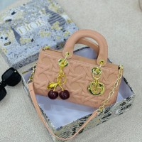 حقيبة نسائية مميزه 2013837