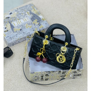 حقيبة نسائية مميزه 2013836