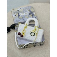 حقيبة نسائية مميزه 2013835