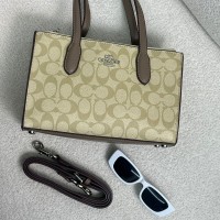 حقيبة نسائية مميزه 2014280