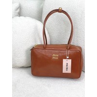 حقيبة نسائية مميزه 2014317