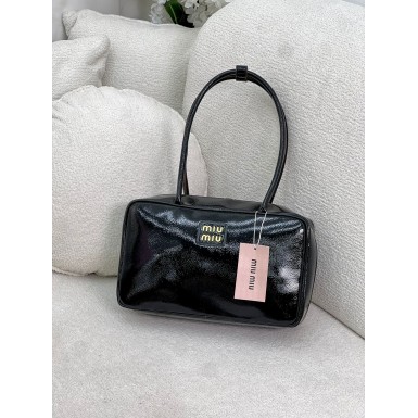 حقيبة نسائية مميزه 2014315