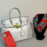 حقيبة نسائية مميزه 2014322