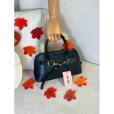 حقيبة نسائية مميزه 2014329